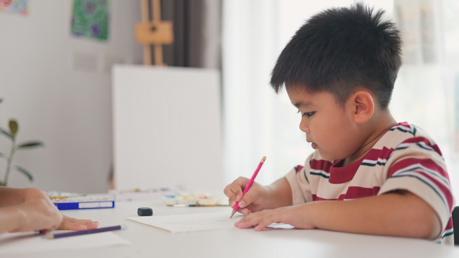 Blog post Daily Knowledge Boost with Kids Academy: Kindergarten Tracing Lessons main image