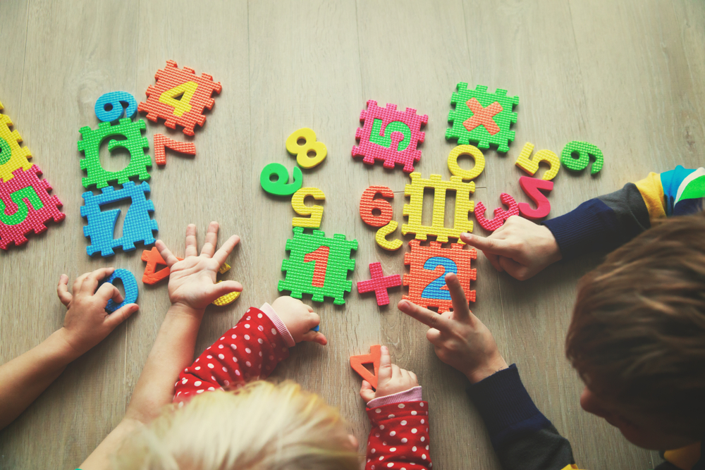 Children playing numbers