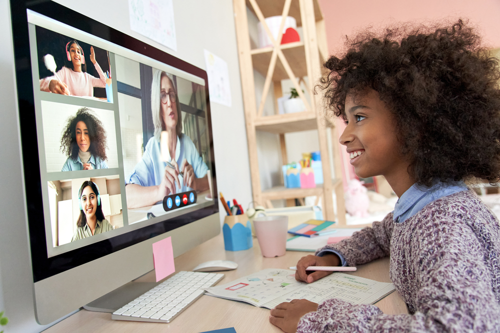 a girl on distance learning