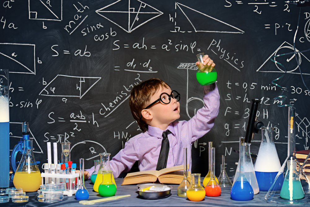 Blog post Everyday Science Experiments to Do at Home with Kids main image