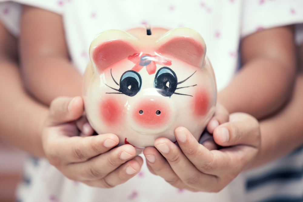 5 Games to Teach Your Kid about Money image