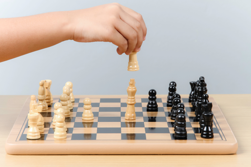 How to teach your kids to play chess